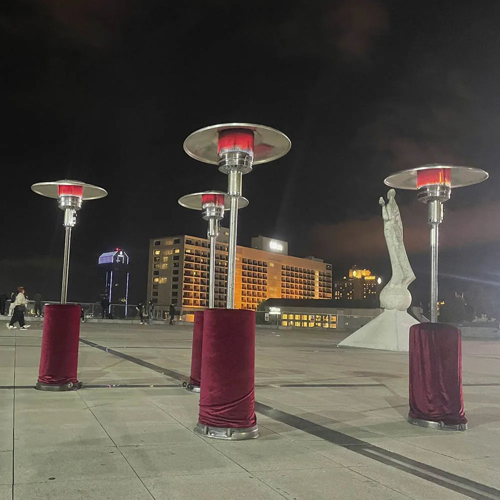 Kış Konseptli Açık Hava Etkinliklerinde Dekorasyon ve Isı Yönetimi